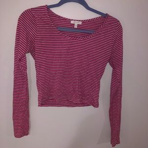 Long sleeve striped crop top